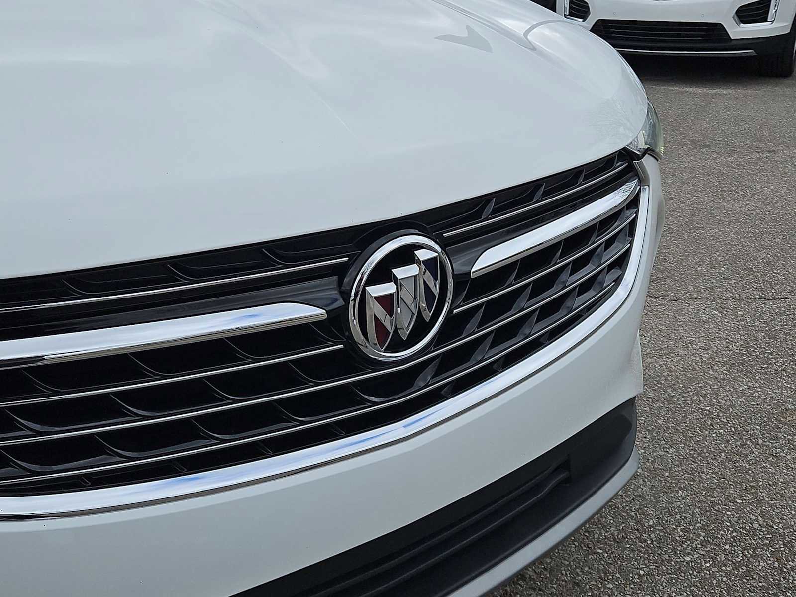 Used 2023 Buick Envision Preferred image 12