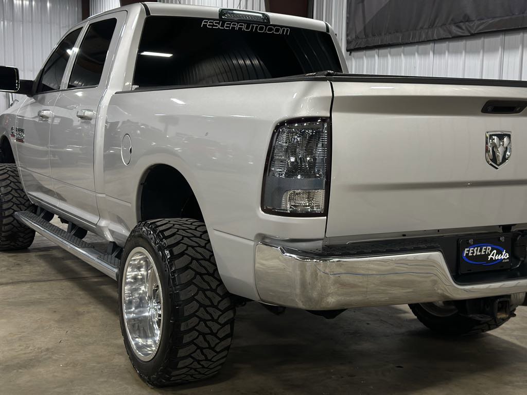 Used 2018 RAM 3500 Tradesman w/ Chrome Appearance Group image 38