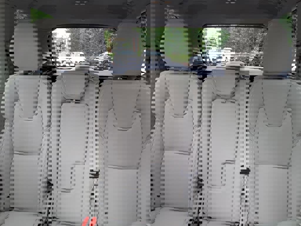 New 2026 Volvo XC90 T8 Ultra image 16
