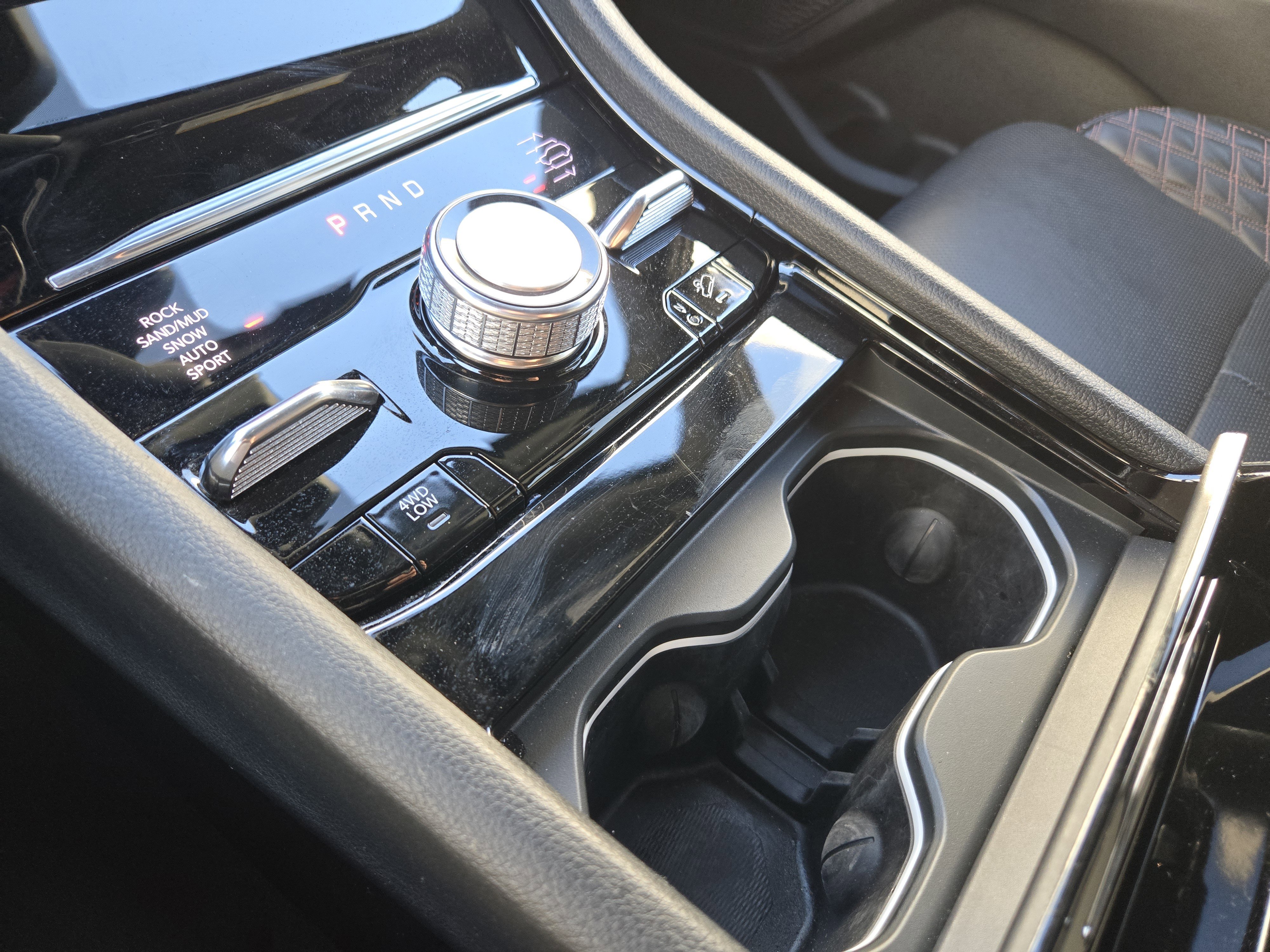 Used 2022 Jeep Grand Cherokee Summit image 23