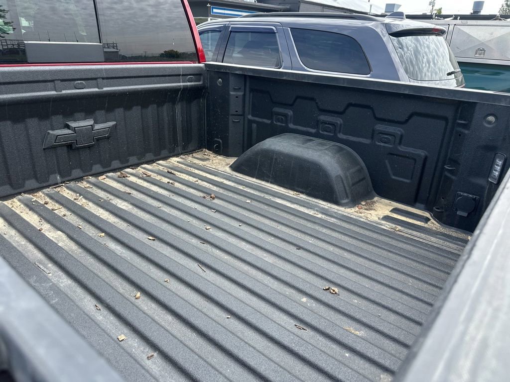 Used 2024 Chevrolet Silverado 1500 LT AWD/4WD image 16