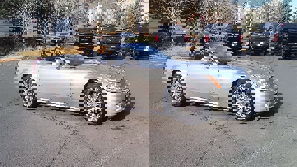 Used 2006 Cadillac XLR V image 2