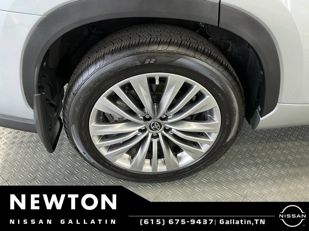 Used 2023 Toyota Highlander Platinum AWD/4WD image 61