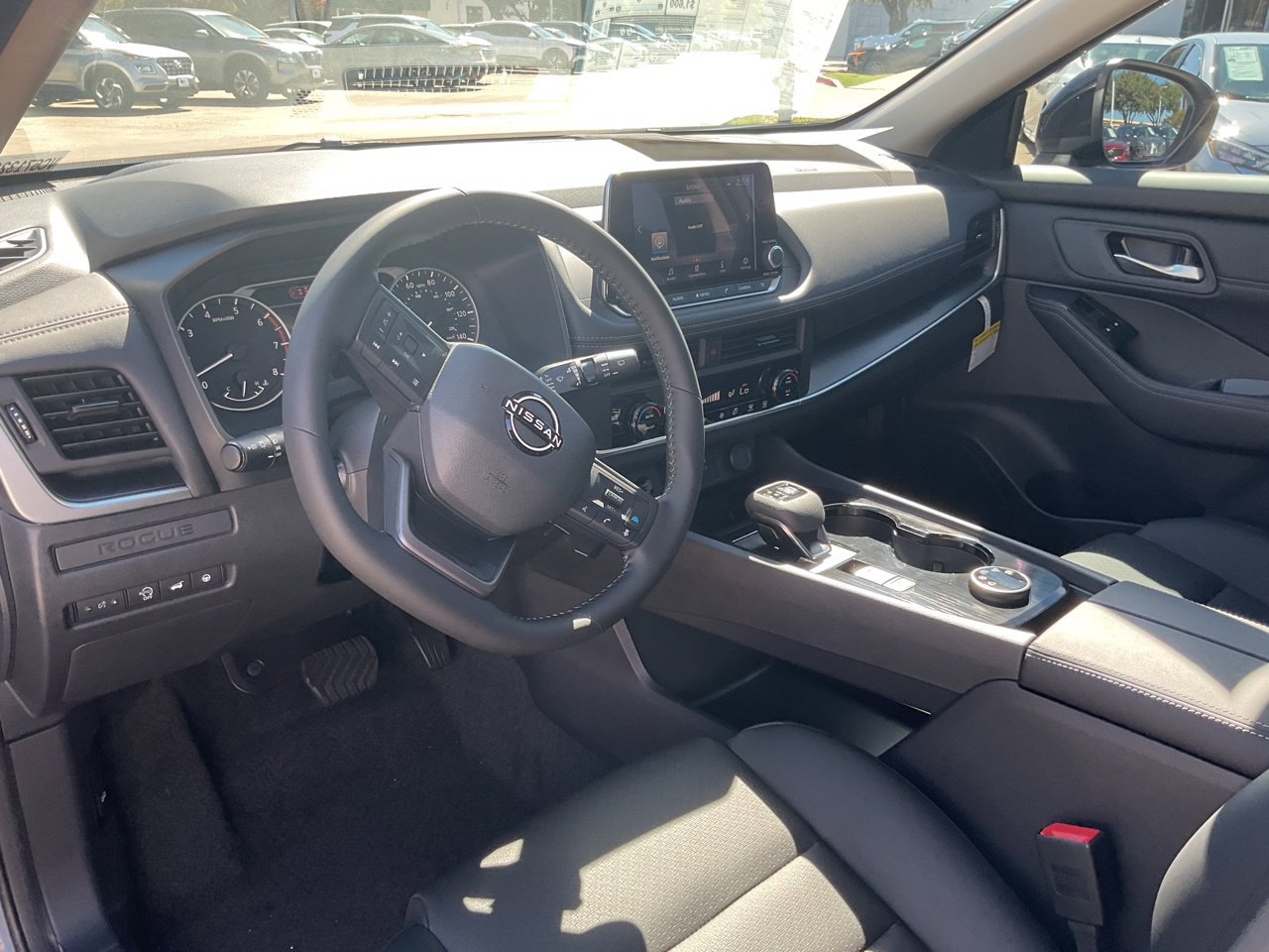 New 2027 Nissan Rogue Dark Armor AWD/4WD image 11