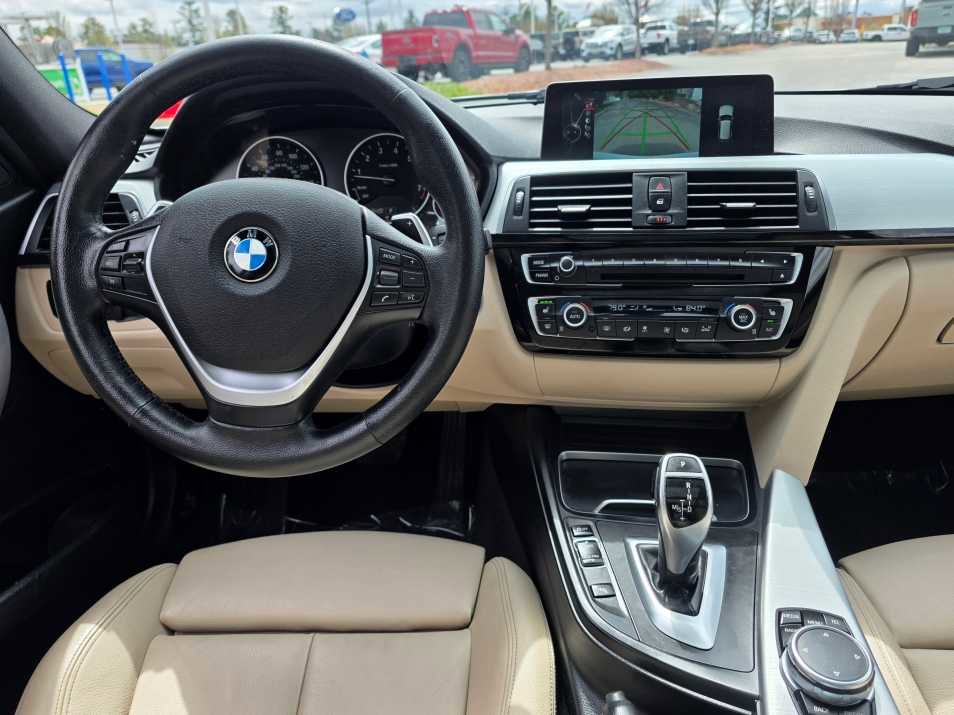 Used 2016 BMW 328i xDrive Wagon image 18