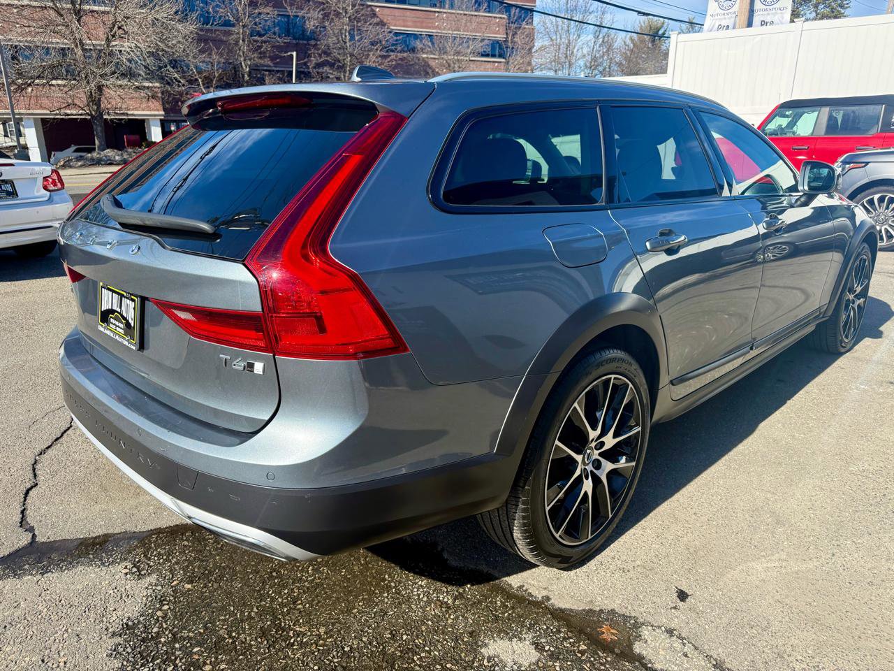 Used 2020 Volvo V90 T6 Cross Country AWD/4WD image 5