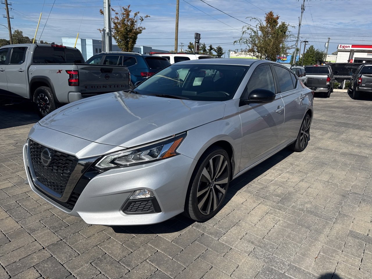Used 2020 Nissan Altima 2.5 SR w/ Premium Package