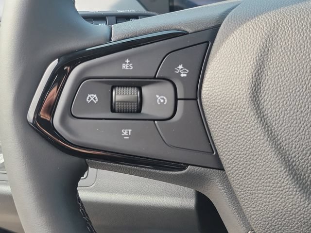 New 2027 Chevrolet Bolt LT w/ Comfort Package FWD image 21