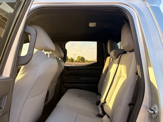Used 2025 Toyota Tacoma SR5 AWD/4WD image 14