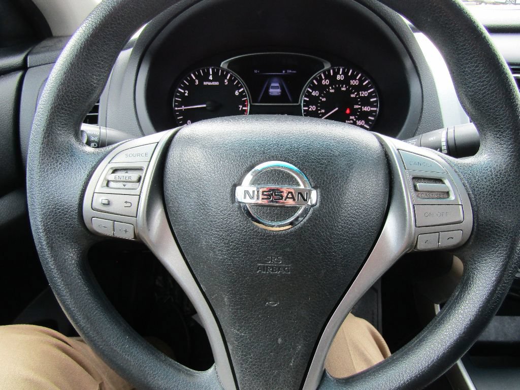 Used 2015 Nissan Altima 2.5 S w/ Special Edition Package FWD image 18