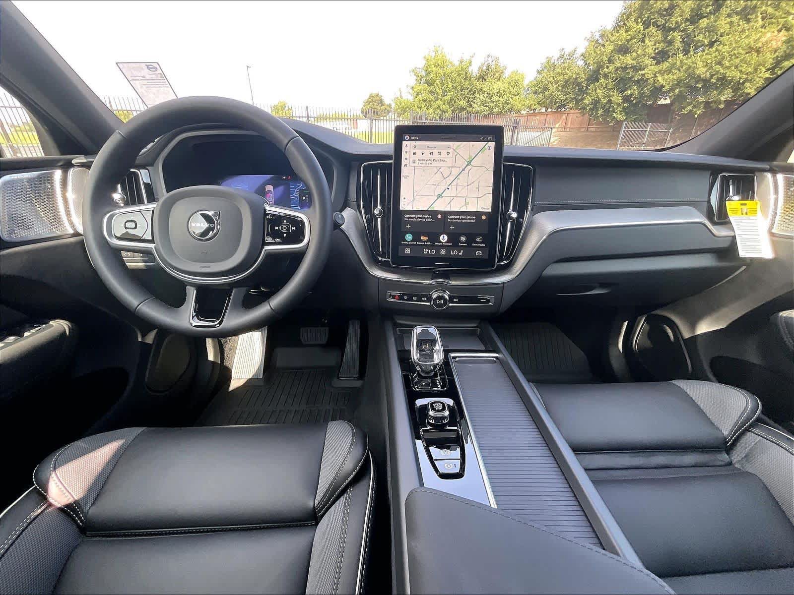 New 2026 Volvo XC60 T8 Polestar w/ Protection Package Premier AWD/4WD image 7