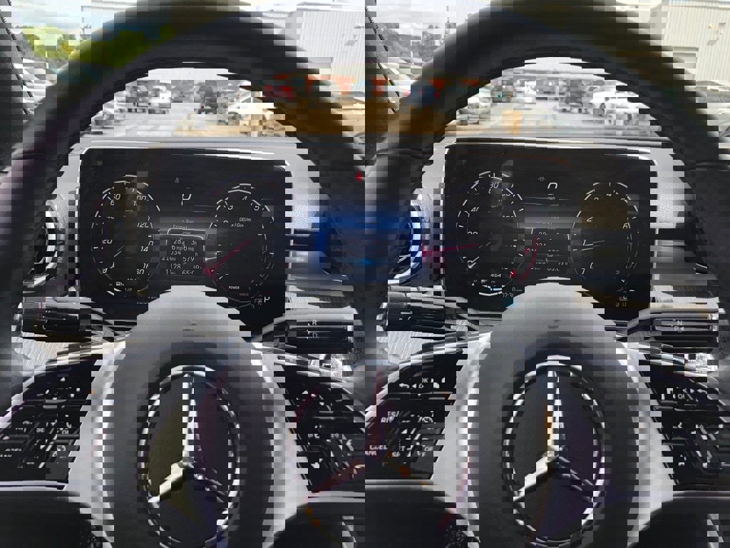 Used 2023 Mercedes-Benz C 300 4MATIC Sedan image 19