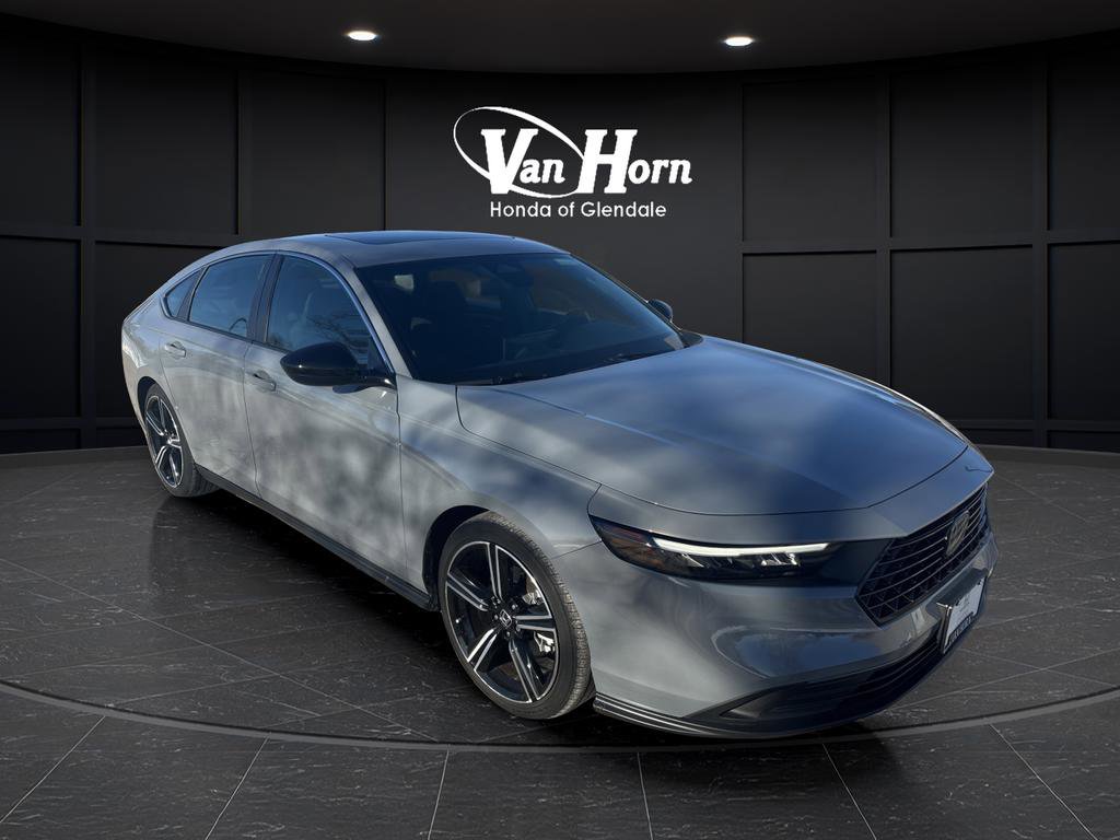 Used 2023 Honda Accord Sport image 1