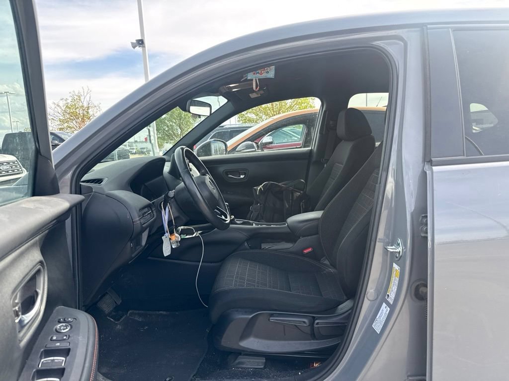 Used 2024 Honda HR-V Sport image 11