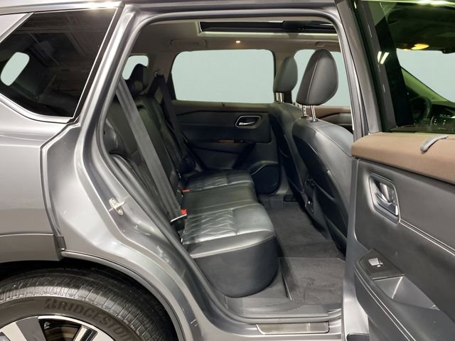 Certified 2023 Nissan Rogue Platinum w/ Platinum Premium Package AWD/4WD image 27