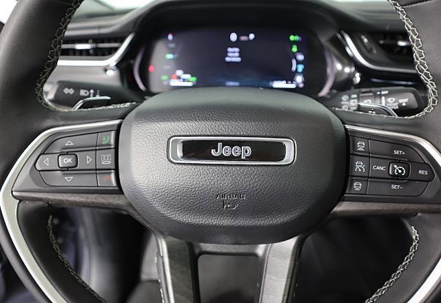 Used 2022 Jeep Grand Cherokee Limited 4xe image 44