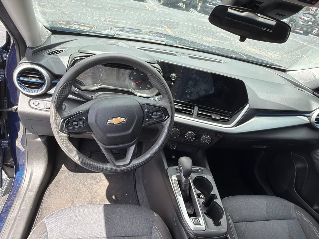 Certified 2024 Chevrolet Trax LS FWD image 10