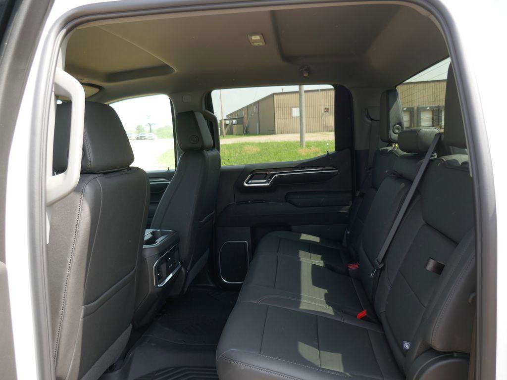 New 2026 Chevrolet Silverado 1500 LTZ AWD/4WD image 17