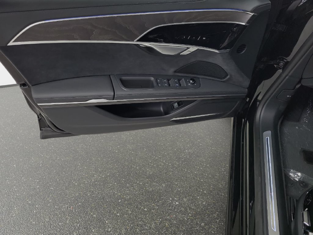 New 2027 Audi A8 L 3.0T AWD/4WD image 14