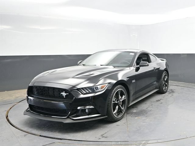 Used 2016 Ford Mustang GT Premium w/ Equipment Group 401A RWD image 8