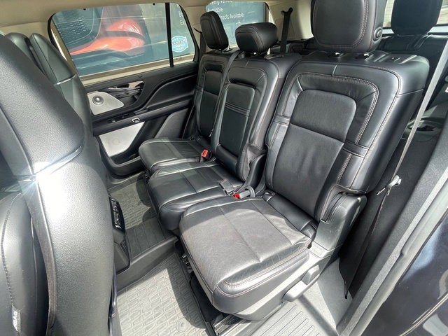Used 2020 Lincoln Aviator Reserve w/ Equipment Group 201A image 17