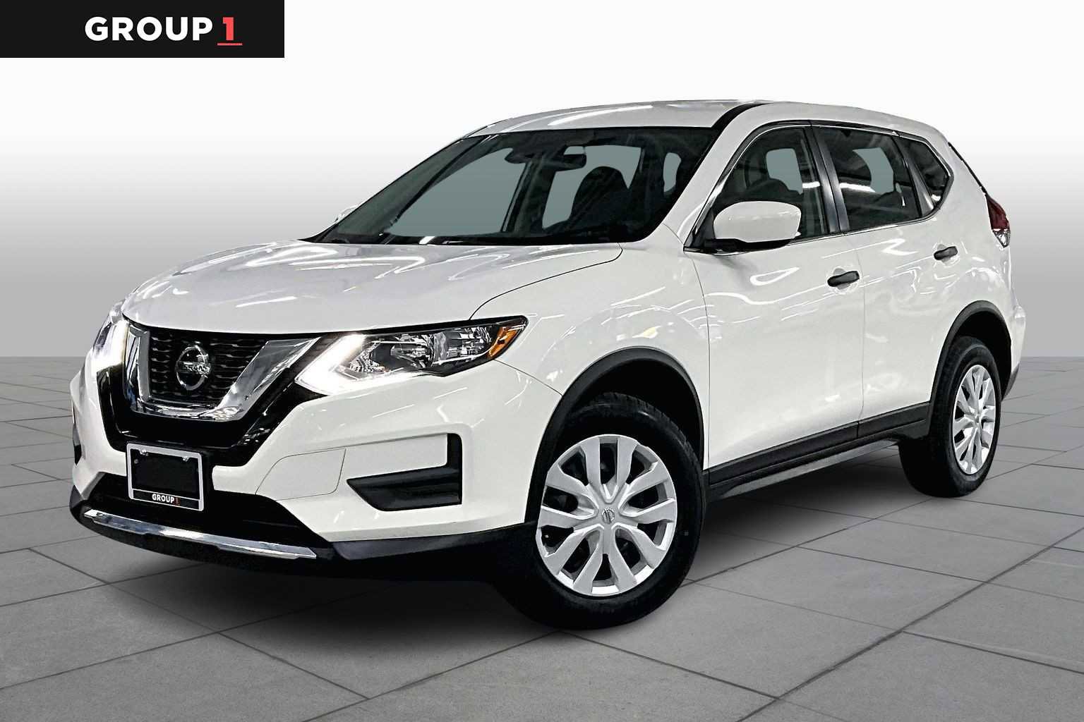Used 2019 Nissan Rogue S image 1