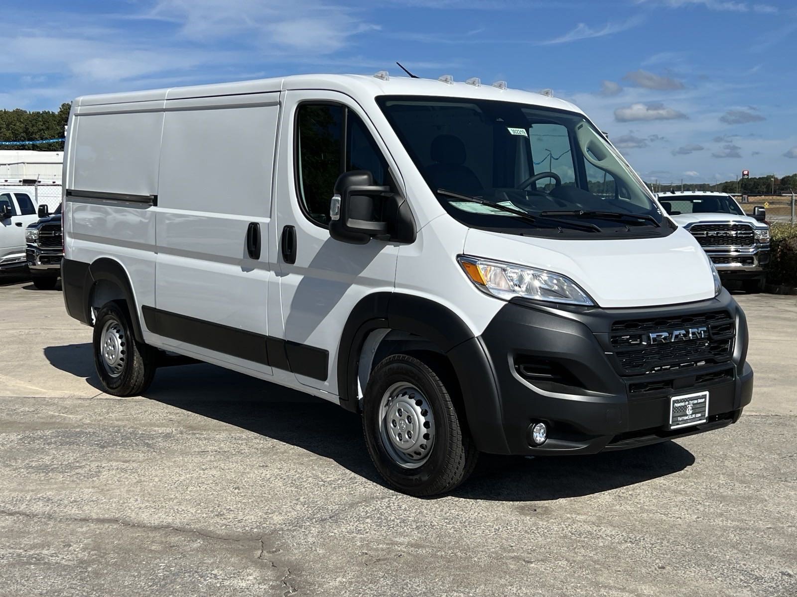 Used 2024 RAM ProMaster 1500 w/ Convenience Group image 2
