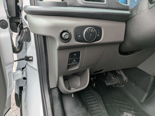 New 2026 Ford Transit 250 148 Medium Roof w/ Load Area Protection Package image 11
