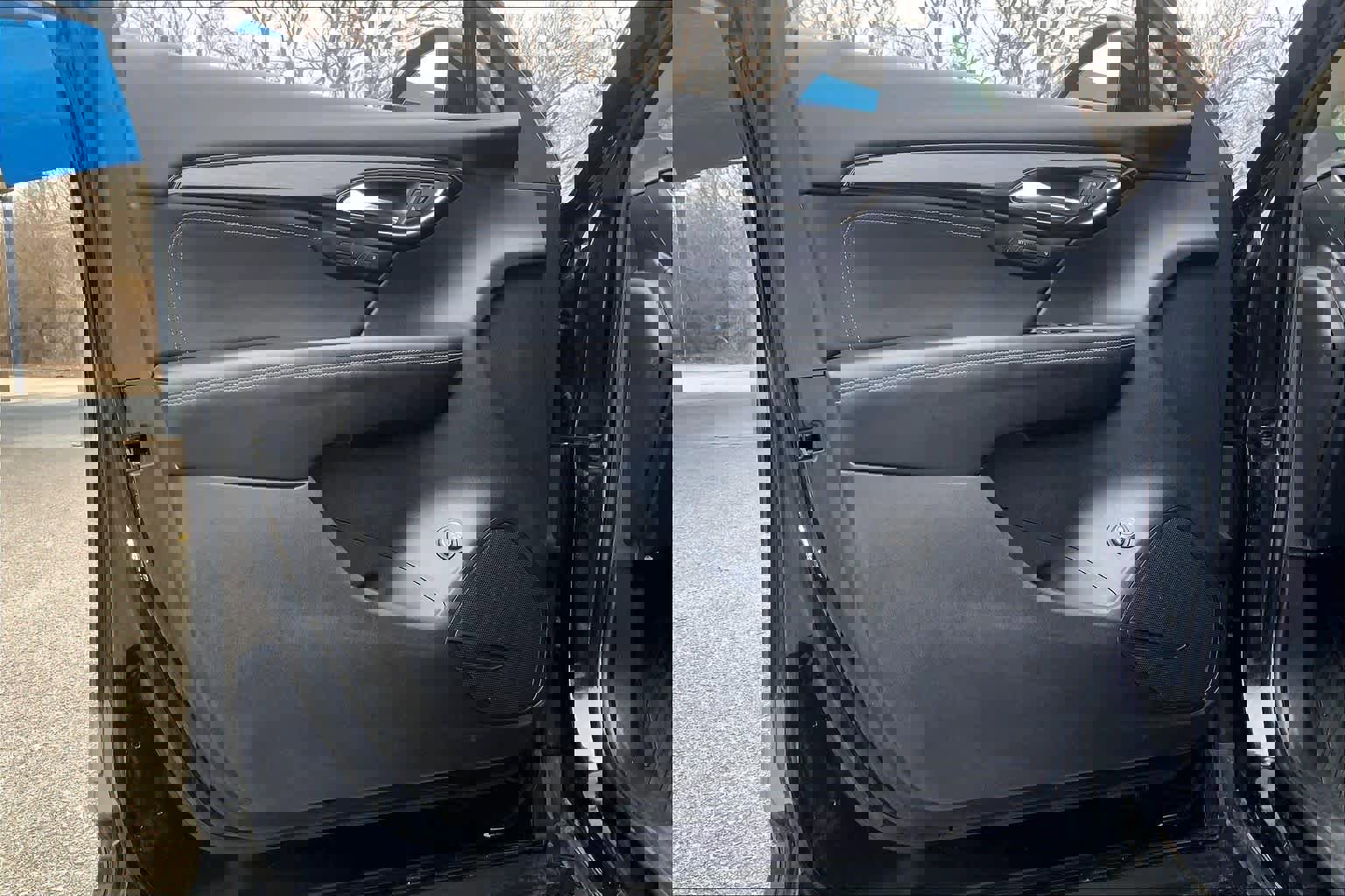 Used 2023 Buick Envision Essence image 22