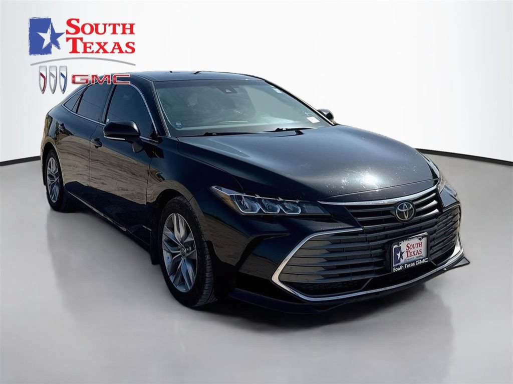 Used 2022 Toyota Avalon XLE