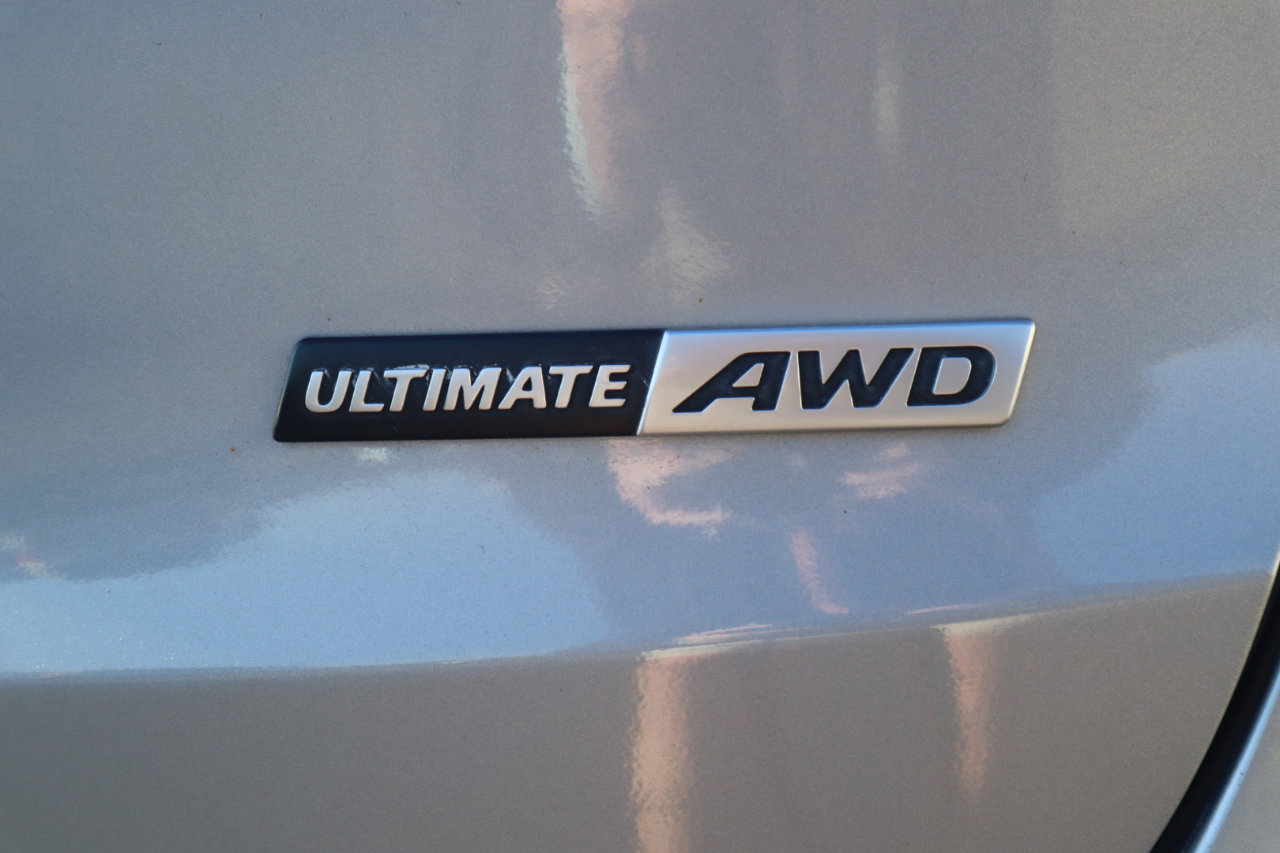 Used 2017 Hyundai Santa Fe AWD w/ SE Ultimate Tech Package 03 image 27