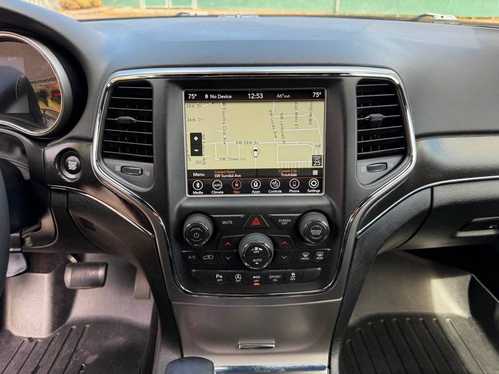 Used 2018 Jeep Grand Cherokee Limited w/ Trailer Tow Group IV AWD/4WD image 20
