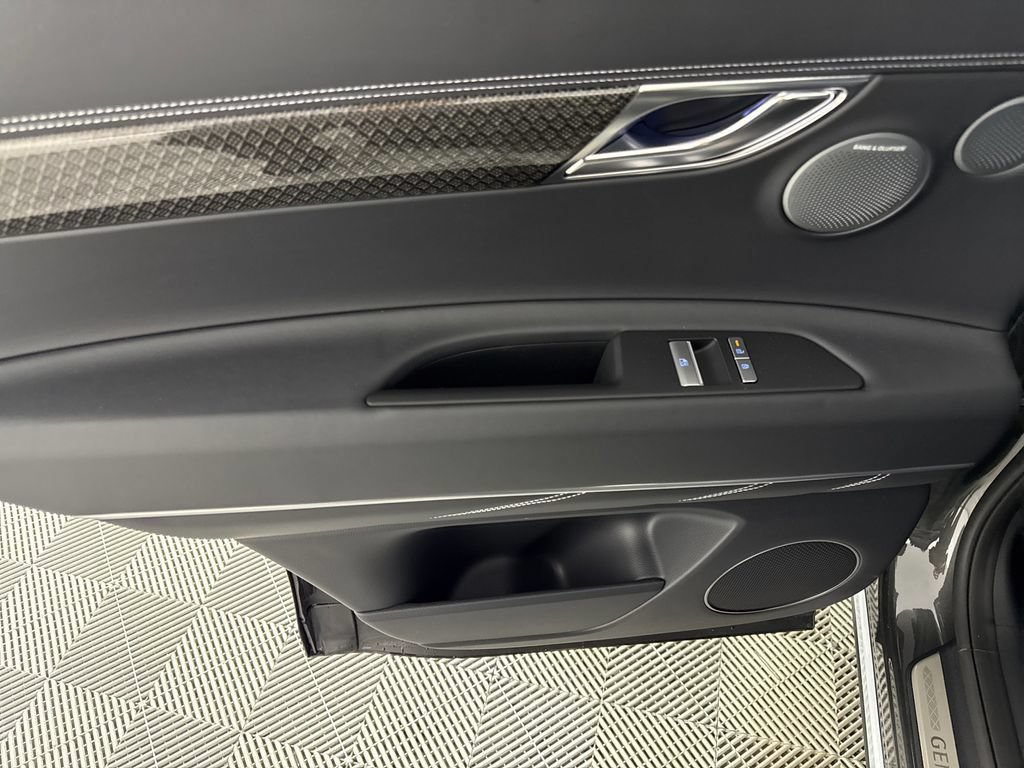 New 2026 Genesis GV80 3.5T e-SC AWD/4WD image 16