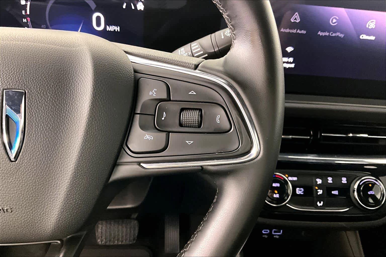 Used 2025 Buick Envista Sport Touring w/ Experience Buick Package FWD image 22
