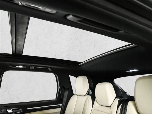 Used 2016 Porsche Cayenne S image 20