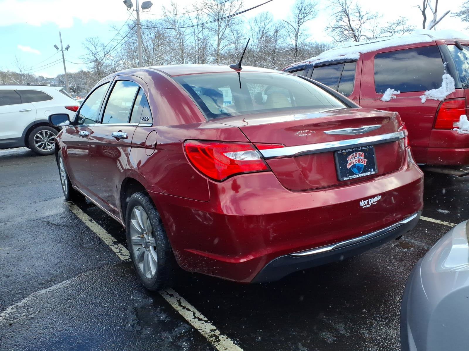 Used 2013 Chrysler 200 Touring w/ Cold Weather Group image 4