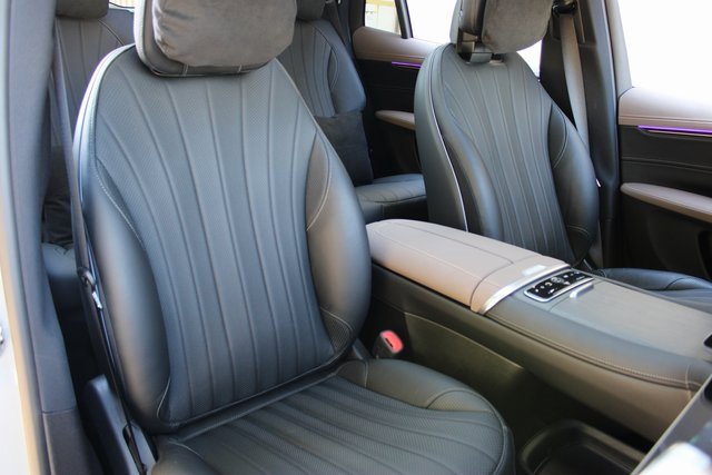 Used 2024 Mercedes-Benz EQS 450+ 4MATIC SUV w/ AMG Line Exterior Package image 15