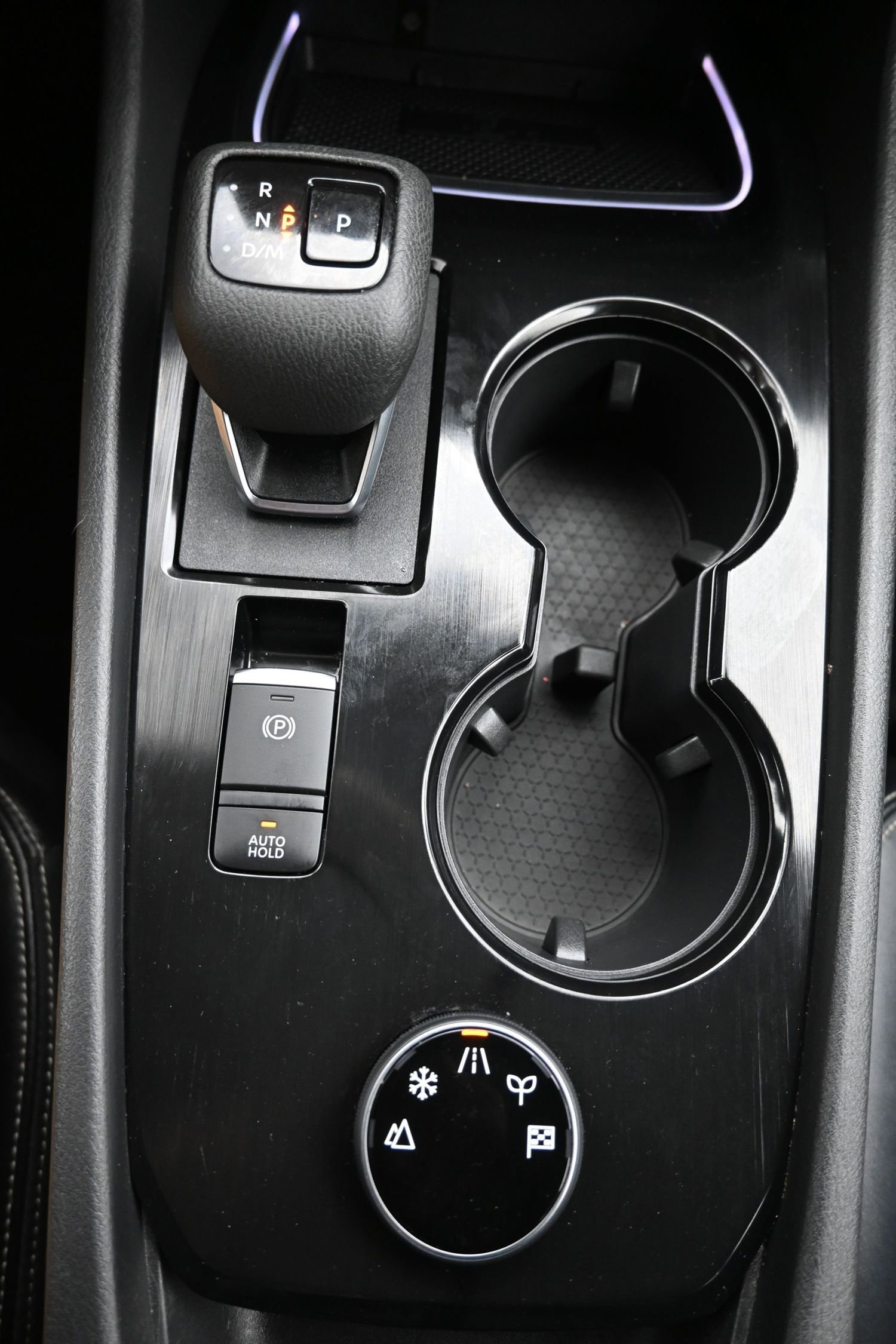 Used 2024 Nissan Rogue SL image 18