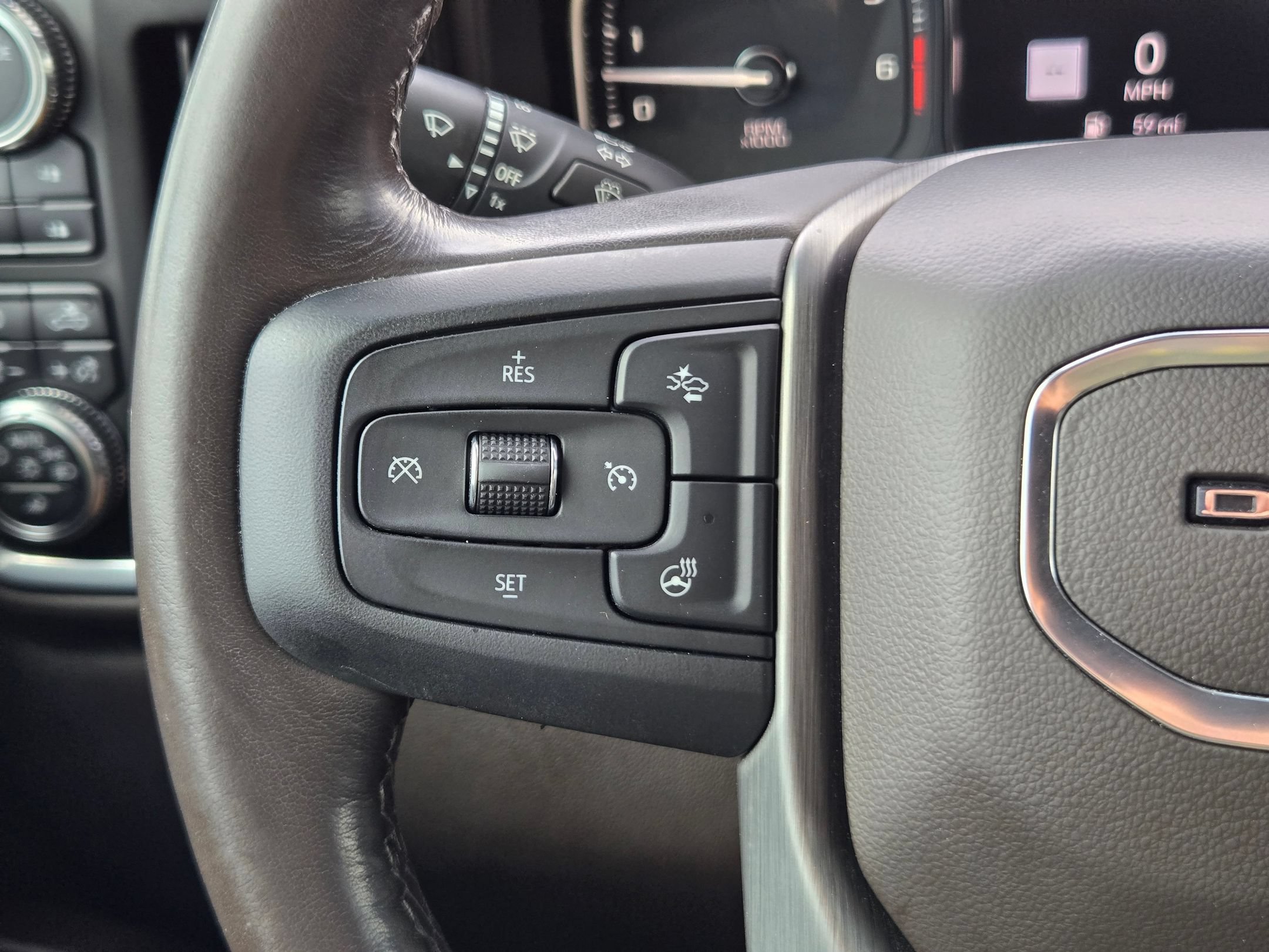 Used 2022 GMC Sierra 1500 Denali w/ Denali Premium Package AWD/4WD image 12