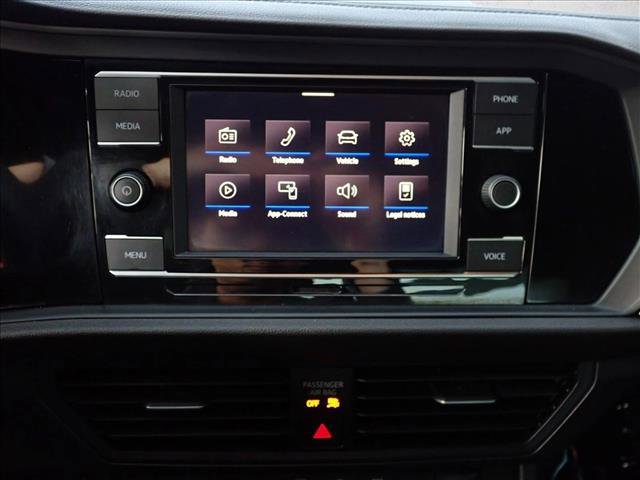 Used 2023 Volkswagen Jetta Sport image 15