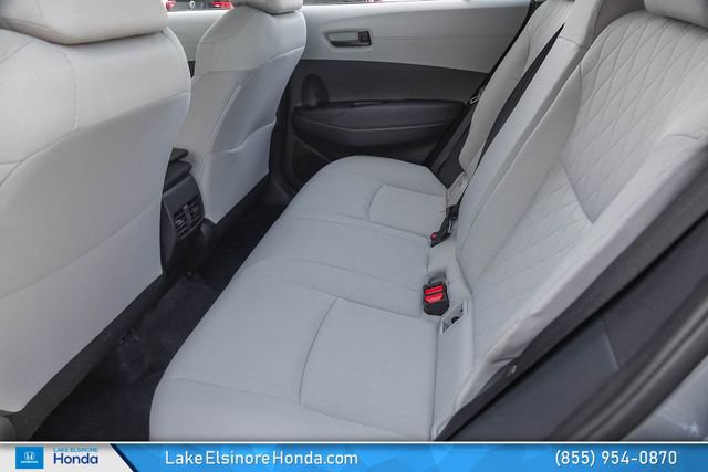 Used 2025 Toyota Corolla Cross L image 27