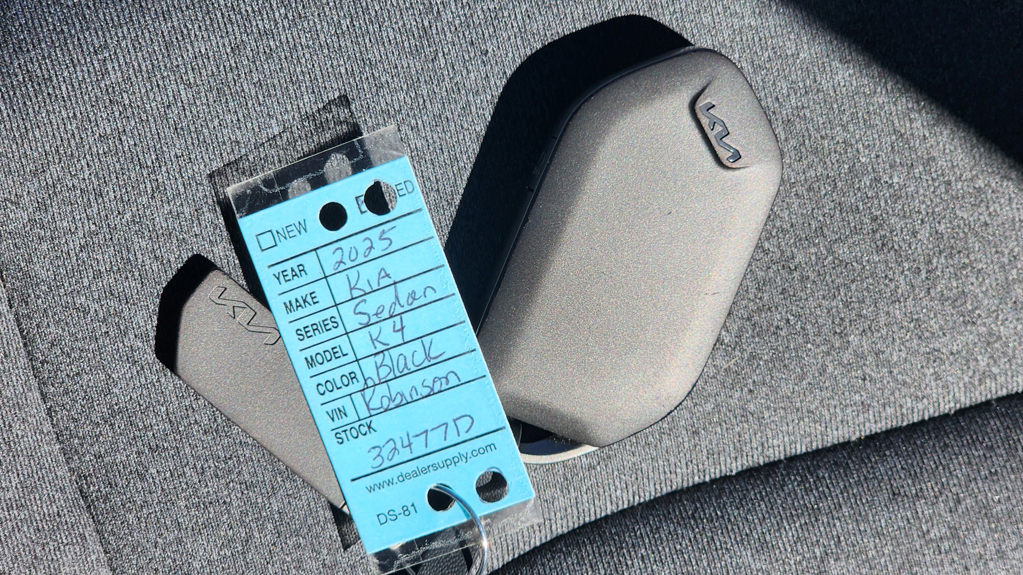 Used 2025 Kia K4 EX image 20