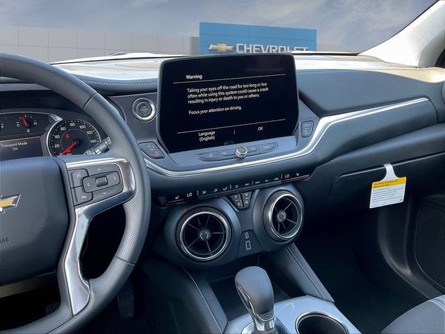 New 2026 Chevrolet Blazer LT w/ Midnight/Sport Edition FWD image 6
