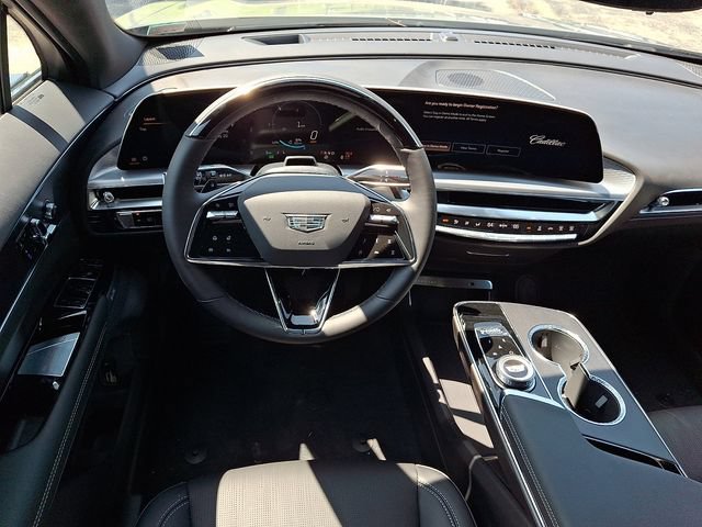 New 2026 Cadillac Lyriq Premium Luxury AWD/4WD image 7