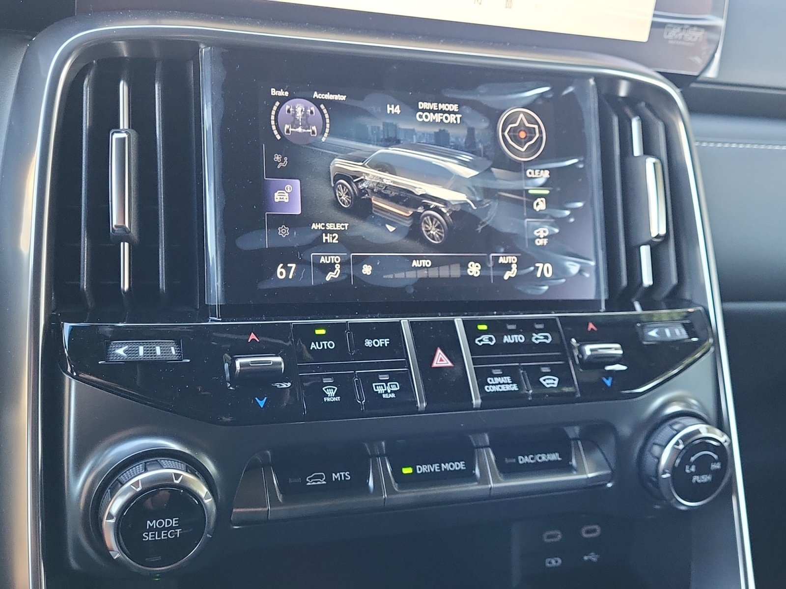 New 2026 Lexus LX 700h Luxury w/ Appearance Package AWD/4WD image 12