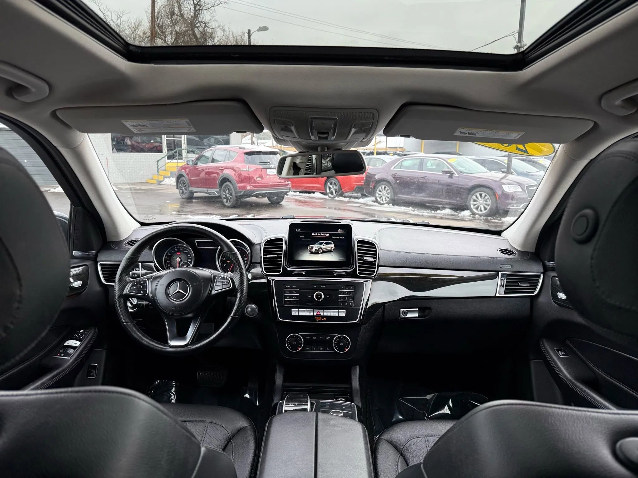 Used 2017 Mercedes-Benz GLS 450 4MATIC w/ Premium Package image 27