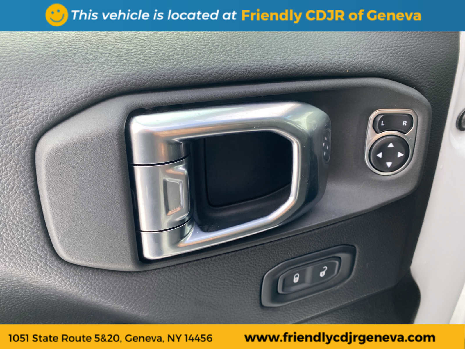 Used 2025 Jeep Wrangler Sahara image 21