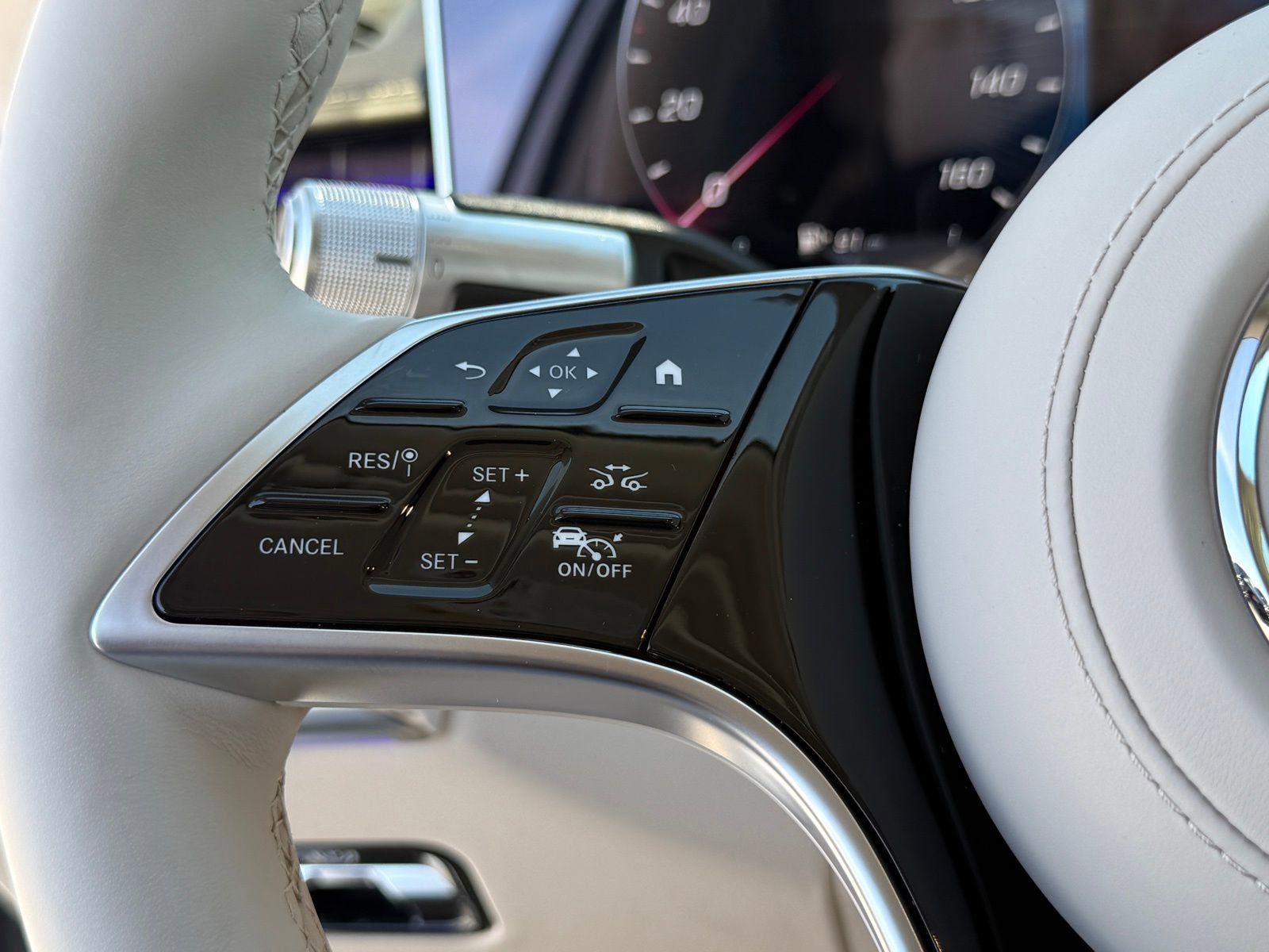 New 2026 Mercedes-Benz Maybach S 580 4MATIC image 23