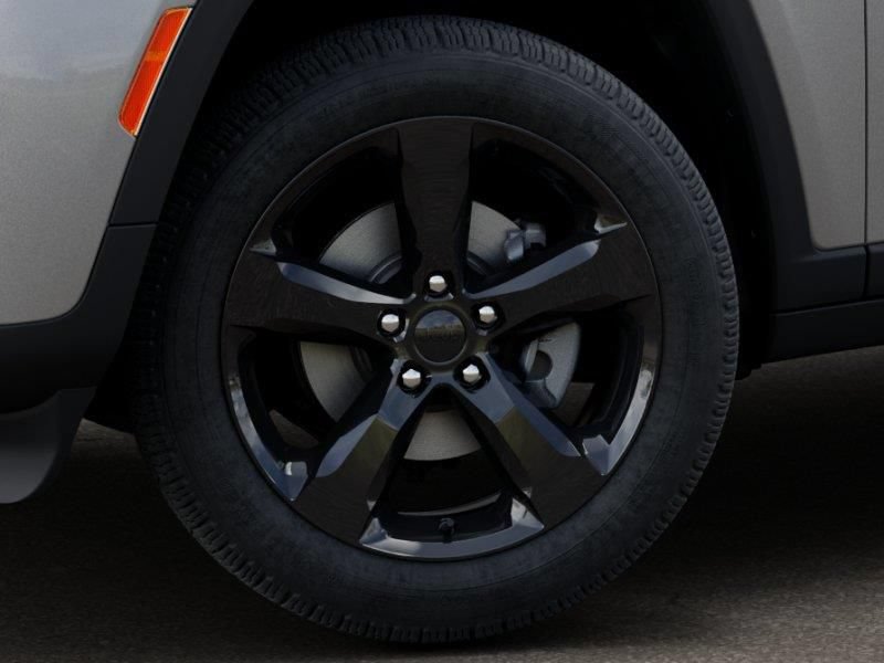 New 2026 Jeep Grand Cherokee Limited w/ Limited Altitude Package RWD image 8