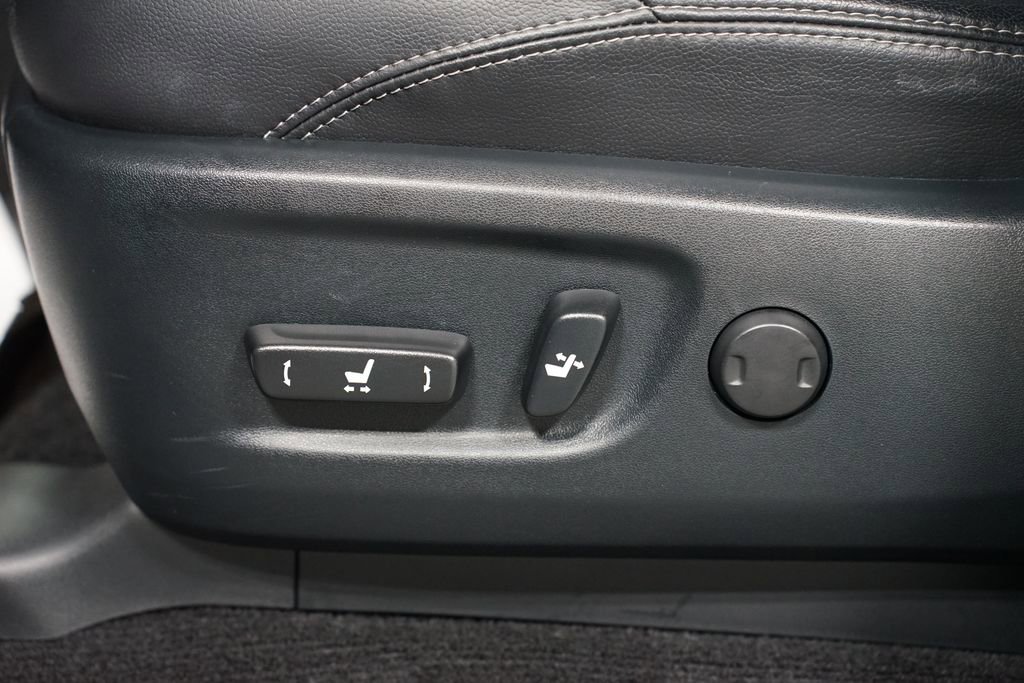 Used 2023 Toyota 4Runner Limited image 35